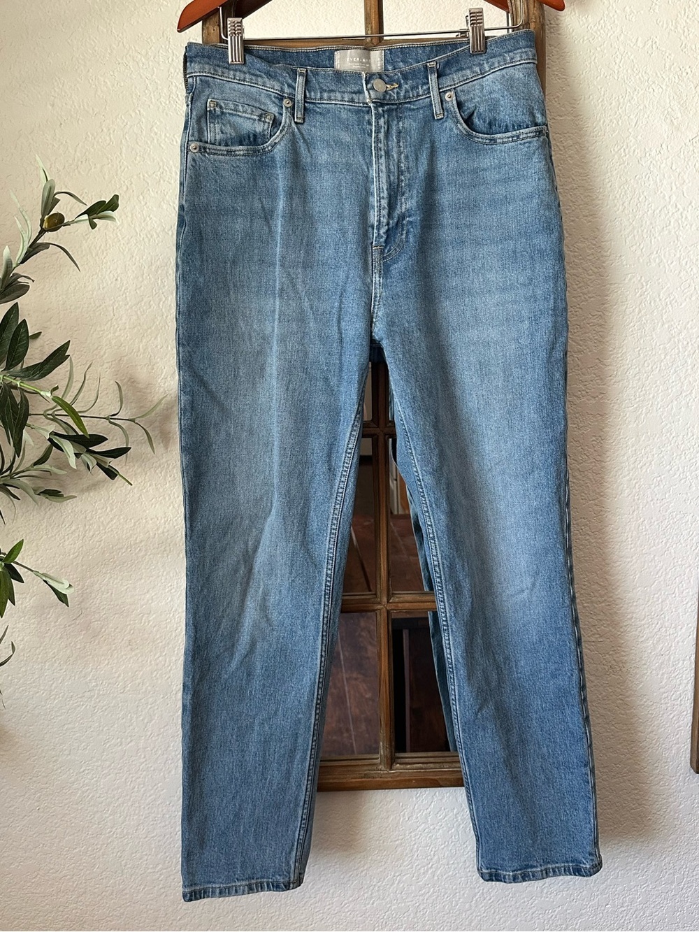 Everlane The Original Cheeky Jean Straight Leg Organic Cotton Jeans Capsule - Picture 3 of 12